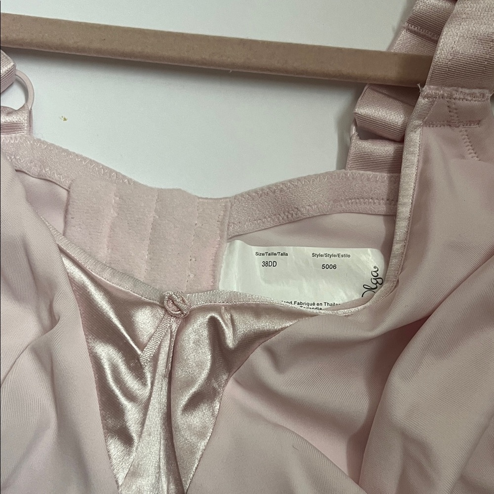 Olga Soft Pink Women's Bra - Picture 3 of 5